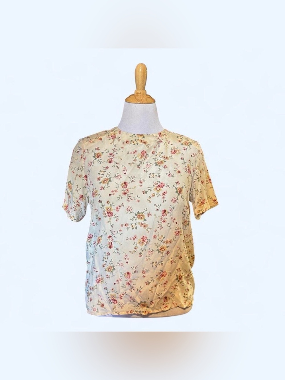 Vintage Anna & Frank Medium Silk Keyhole Blouse Ivory Floral Cottagecore Dainty
